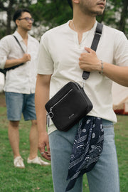 Túi Xách Nam Đa Năng – Sự Lựa Chọn Hoàn Hảo Cho Quý Ông Hiện Đại